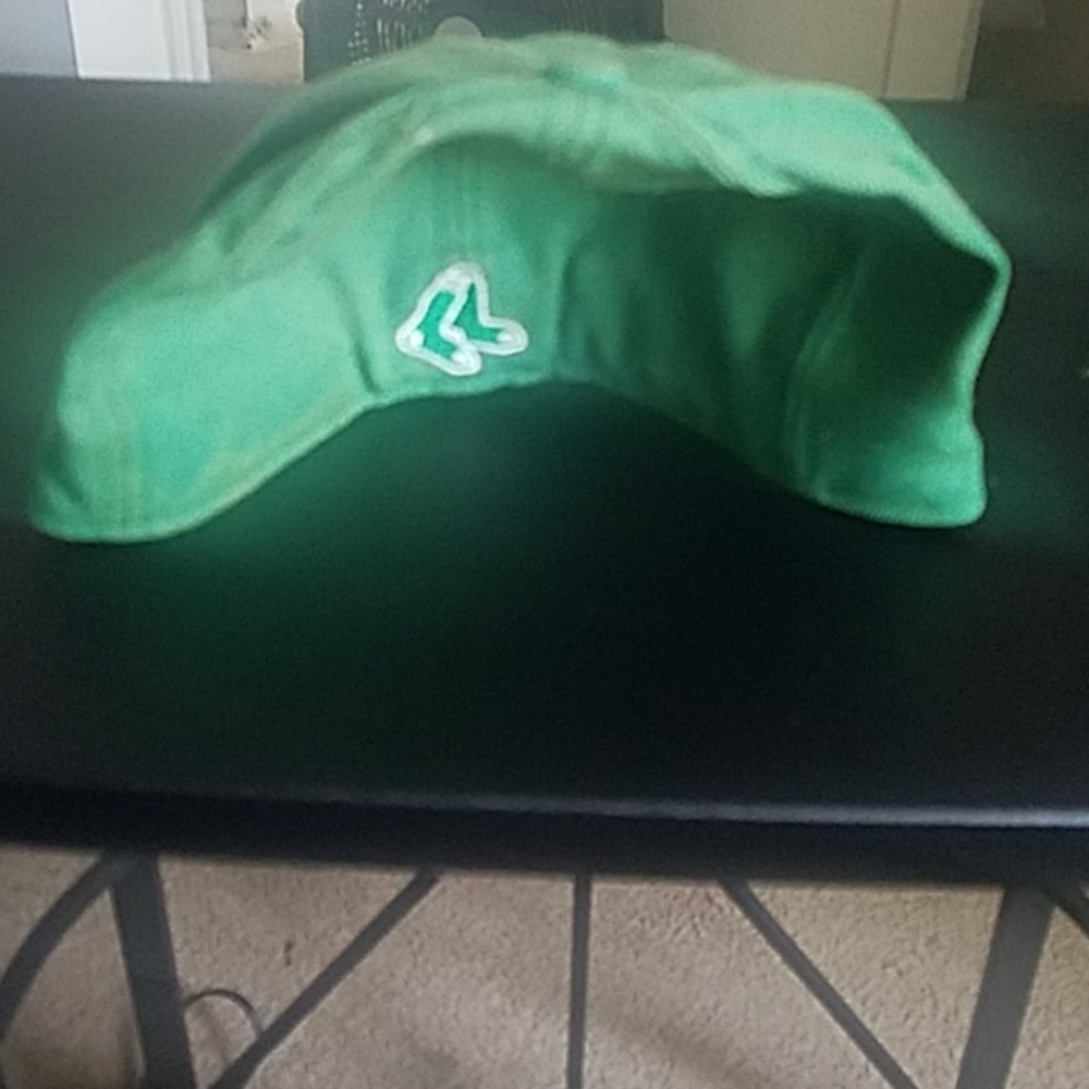 Boston hat - Picture 2 of 3